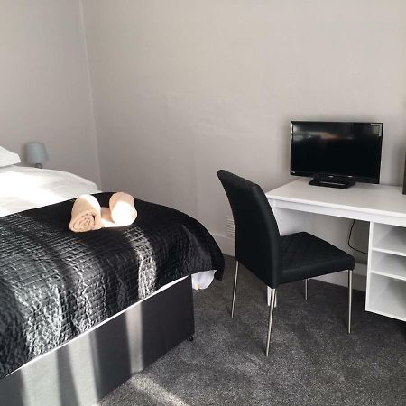 فيلا @33 Fab Townhouse هوليهيد المظهر الخارجي الصورة